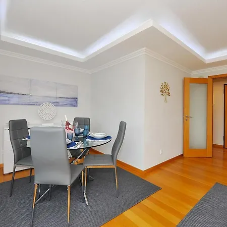 Apartment T2 Centro - Ribeira Vinhas *