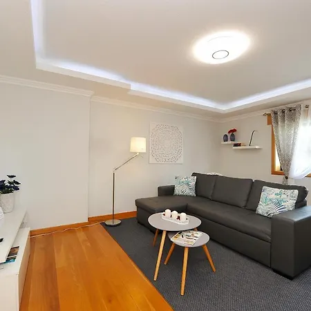 Apartamento T2 Centro - Ribeira Vinhas