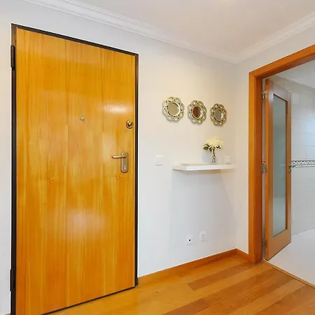 T2 Centro - Ribeira Vinhas Apartamento Cascaes